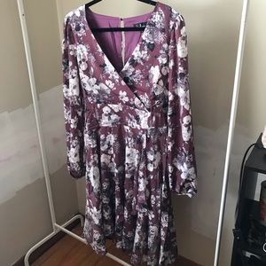 Lulu’s dusty purple floral print midi wrap dress